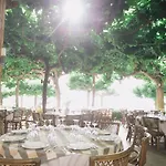 Tzaki & Restaurant