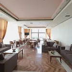Tzaki & Restaurant 3*