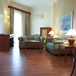 Tzaki & Restaurant Ξενοδοχείο