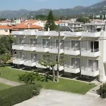 Tzaki & Restaurant 3*