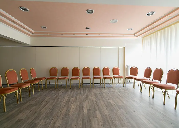 Szálloda Tzaki & Restaurant 3*