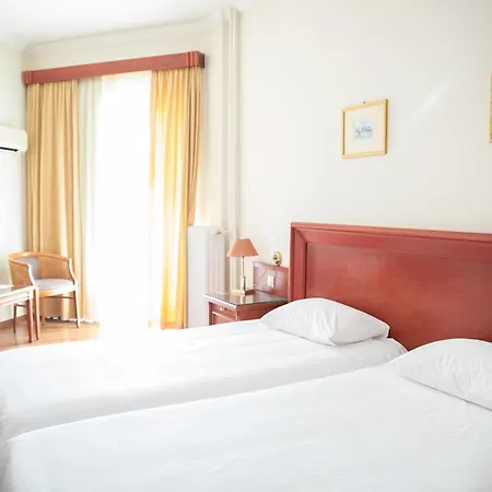 Hotell Tzaki & Restaurant Patras