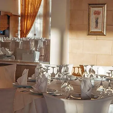 Tzaki & Restaurant 酒店 帕特雷