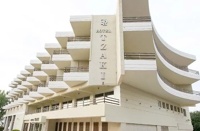 Tzaki & Restaurant Ξενοδοχείο