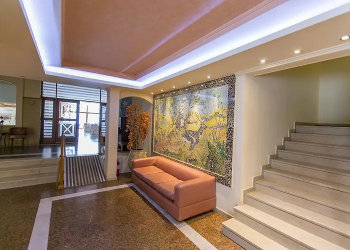 Hotel Tzaki & Restaurant 3*