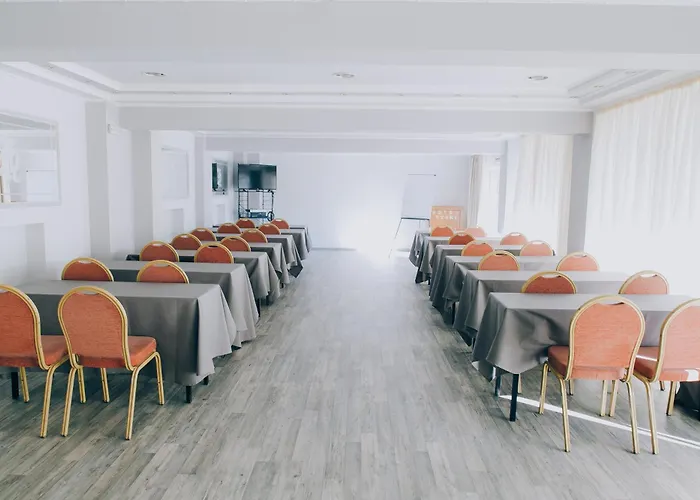 Tzaki & Restaurant Ξενοδοχείο 3*