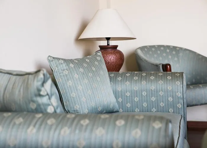 Hotel Tzaki & Restaurant 3*